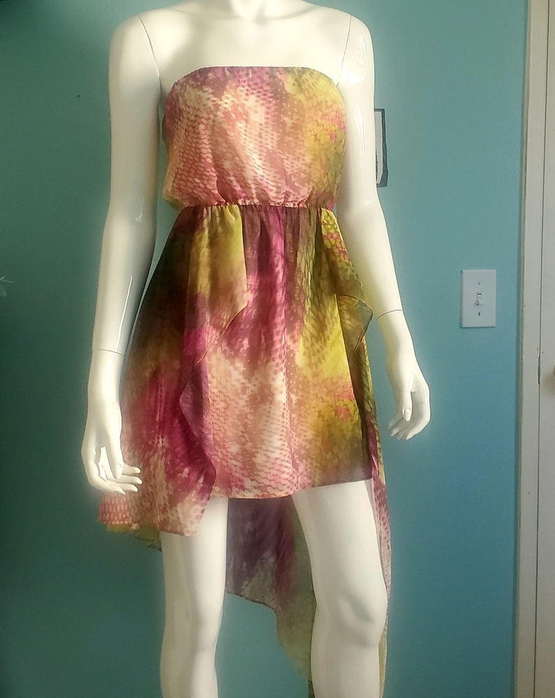 Bebe x-small ethereal strapless layered dress
